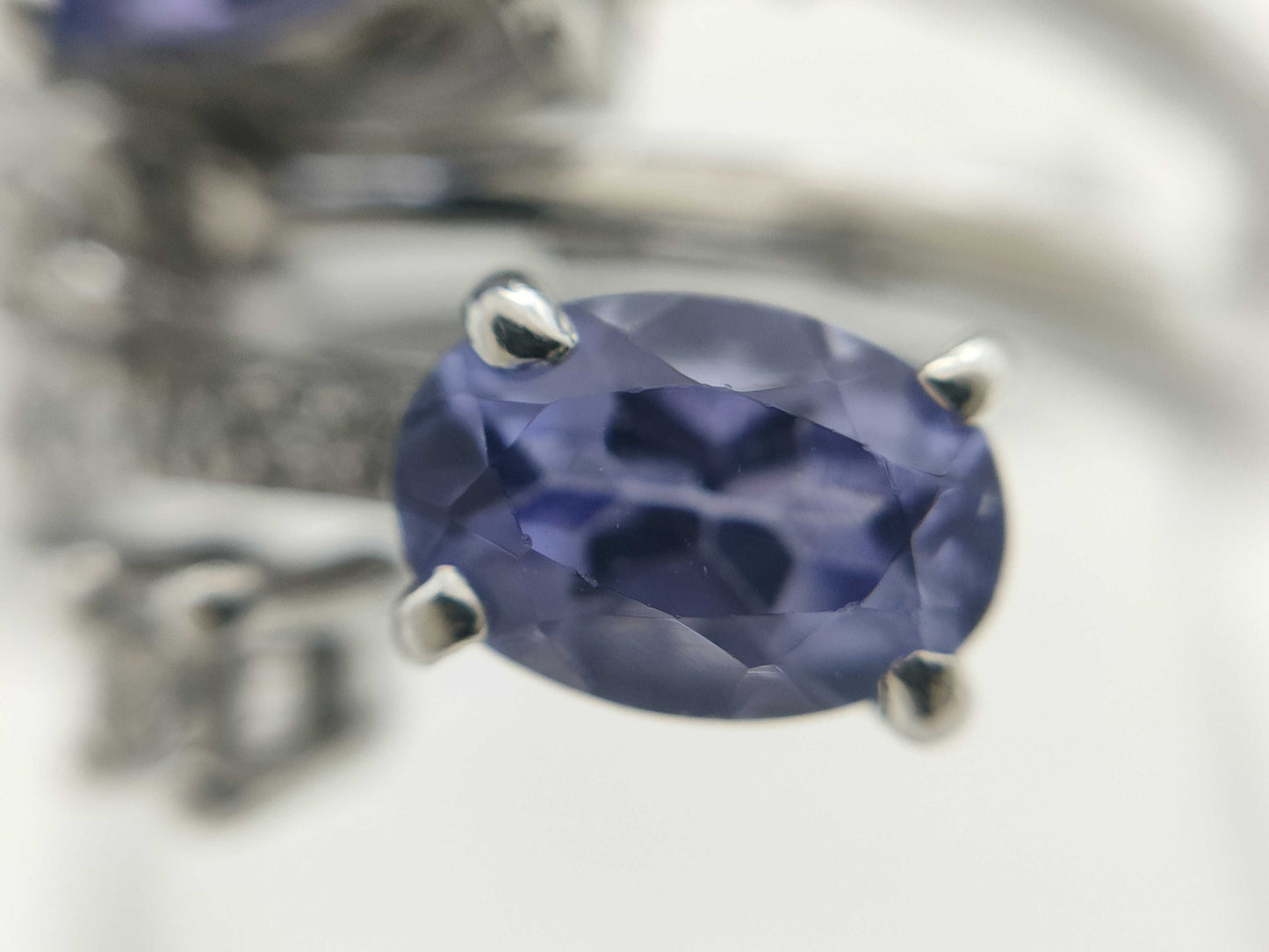 TZ 0.95ct D 0.26ct K18WG 6.5g Earrings