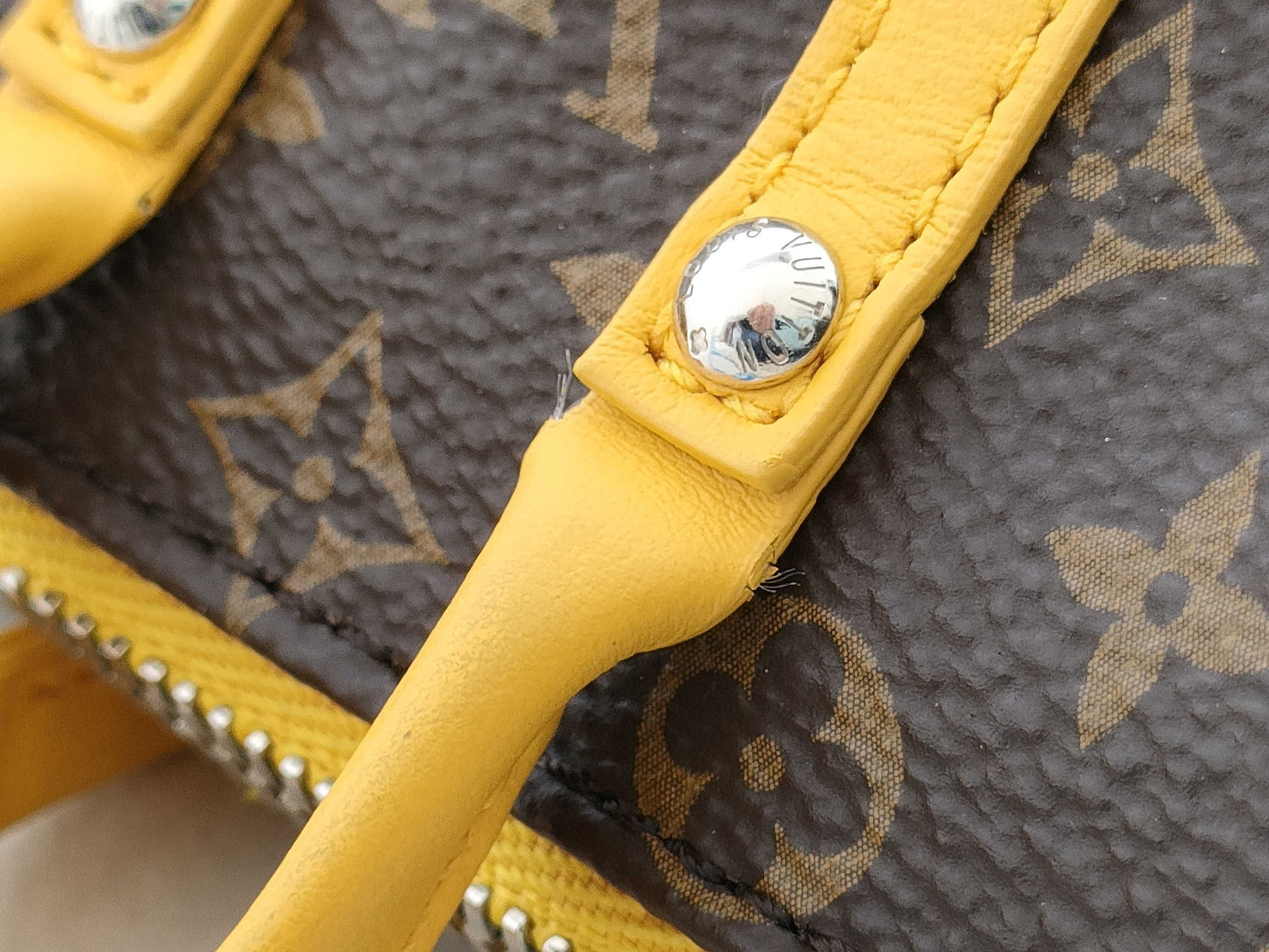 LOUIS VUITTON LOUIS VUITTON Monogram Louis VuittonLOUIS VUITTONKeychain PouchMini Keepall Pouch