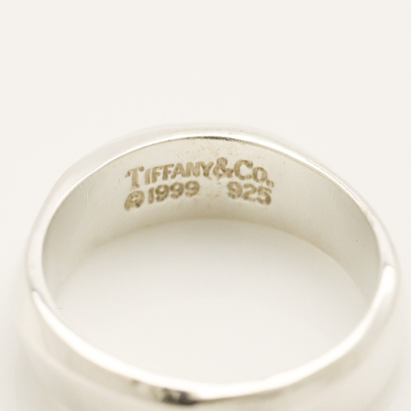 Tiffany & Co. Knife Edge Ring, 925 Sterling Silver, Weight: 4.21g