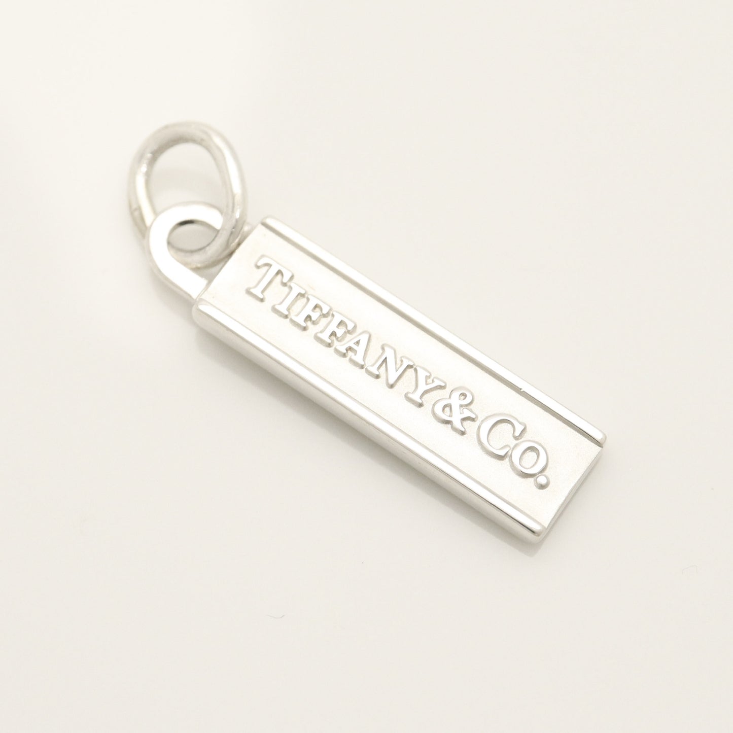Tiffany & Co. Logo Bar Plate Necklace Pendant in Sterling Silver , Weight: 5.03g
