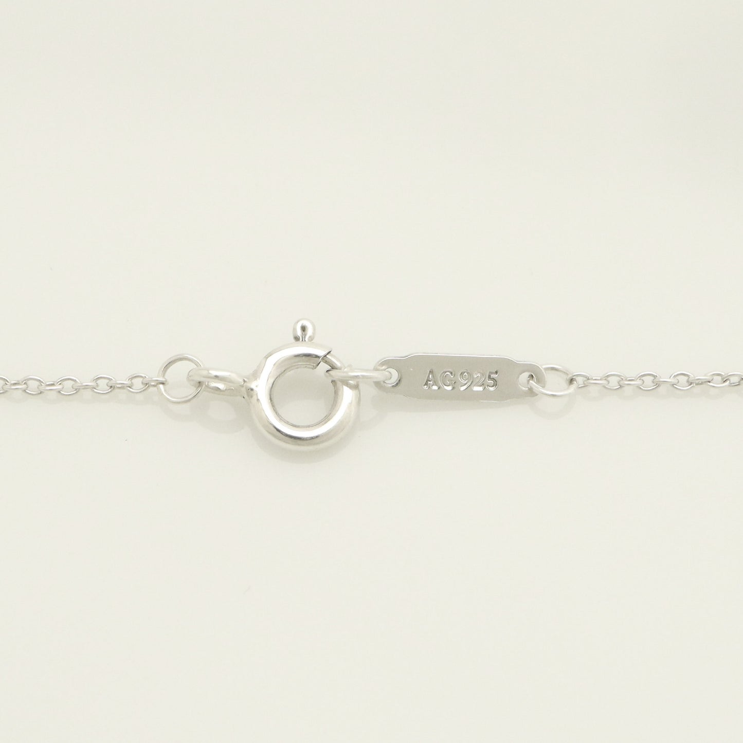 Tiffany & Co. Notes Letter Round Initial Y Disc Necklace in Sterling Silver - Weight: 3.01g