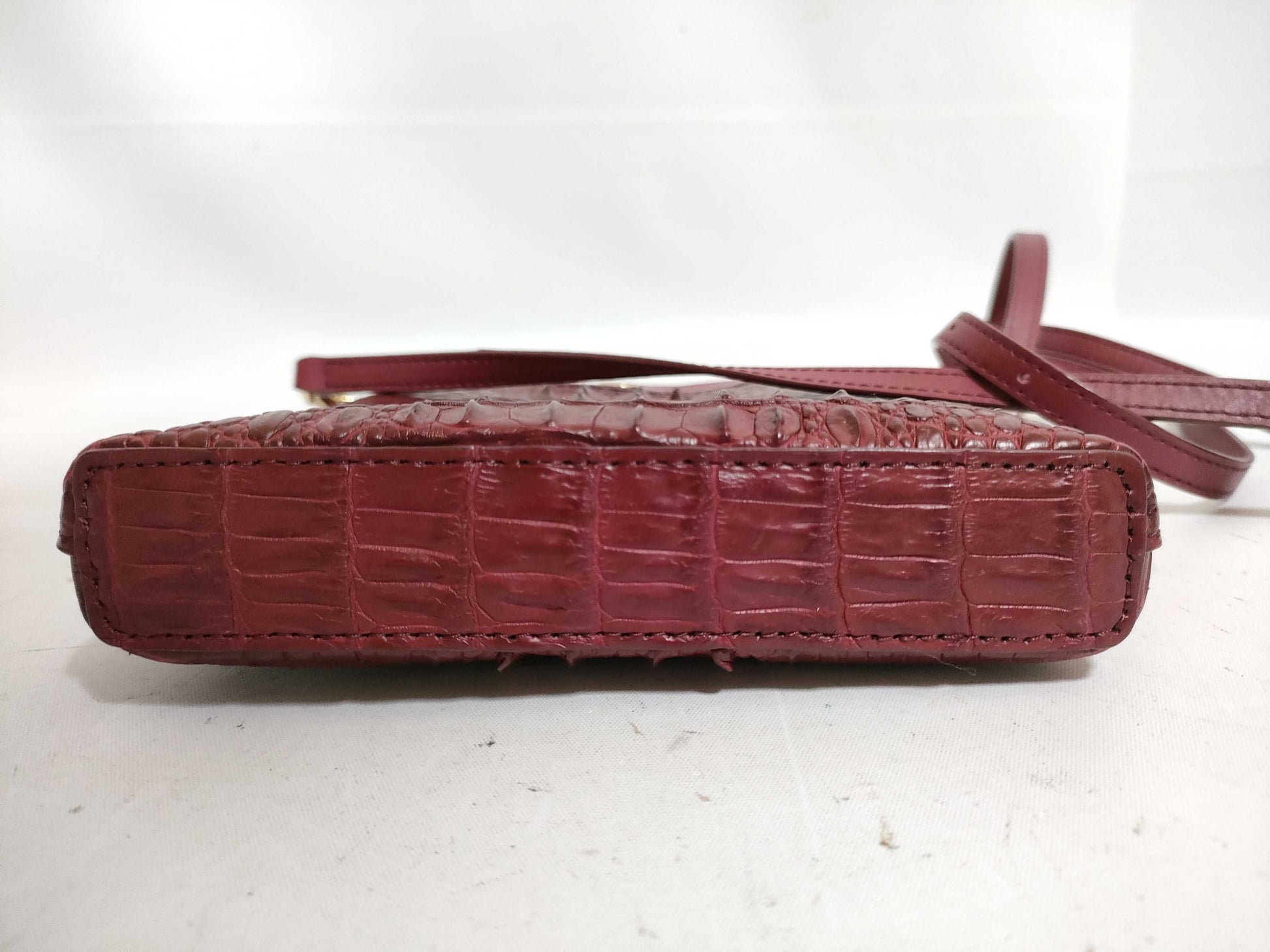 Crocodile leather shoulder bag