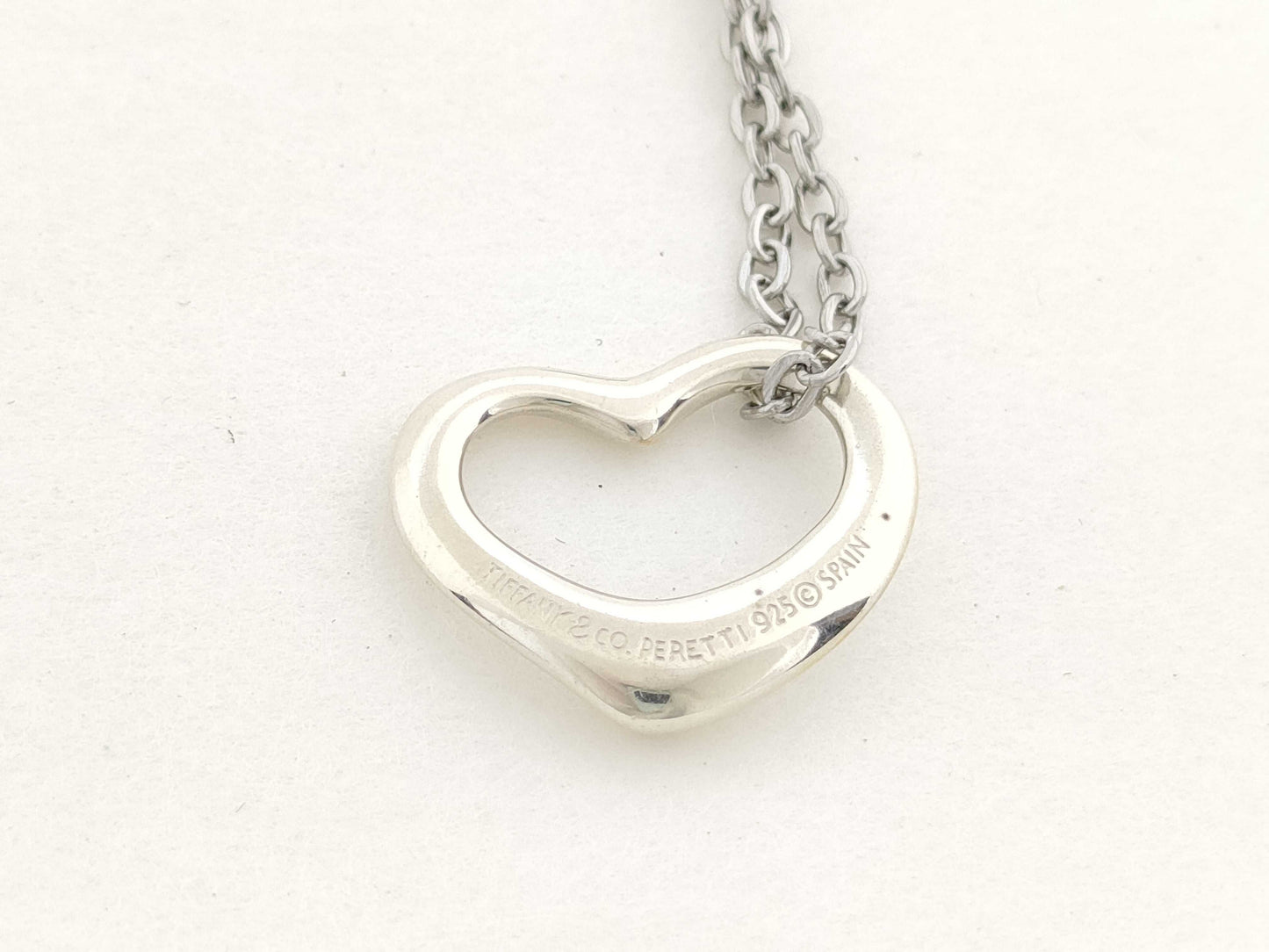 Tiffany & Co. Tiffany & Co. Open Heart Necklace in 925, 2.9g