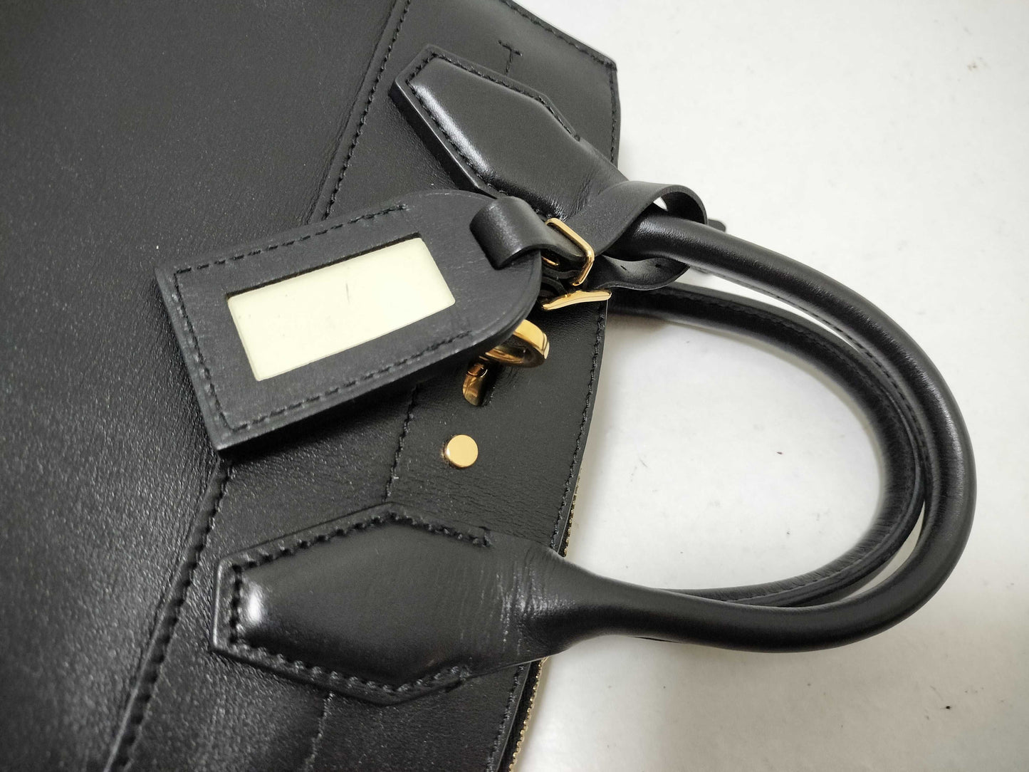 LOUIS VUITTON City Steamer Handbag