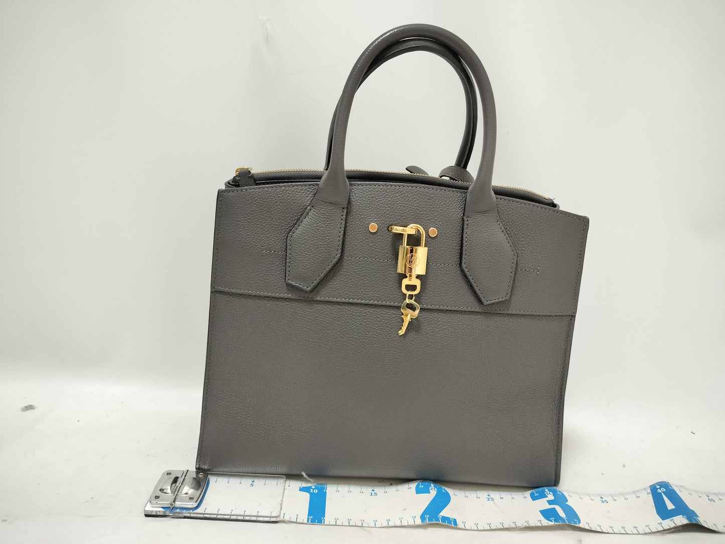 LOUIS VUITTON City Steamer MM Handbag