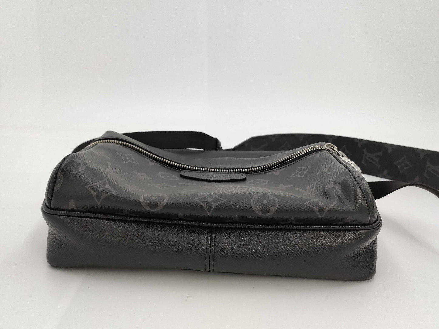 LOUIS VUITTON Eclipse Taiga Rama Messenger Bag Shoulder Bag