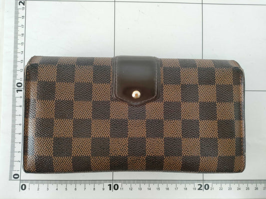 LOUIS VUITTON Damier Portefeuille Sistena Wallet
