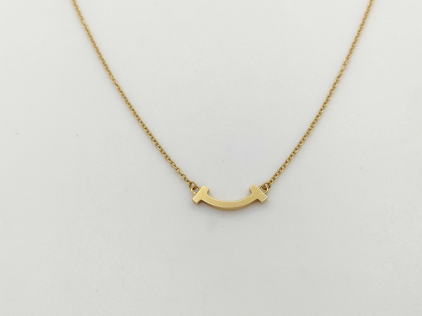 Tiffany & Co. T Smile Mini YG Au750 2.2g Necklace
