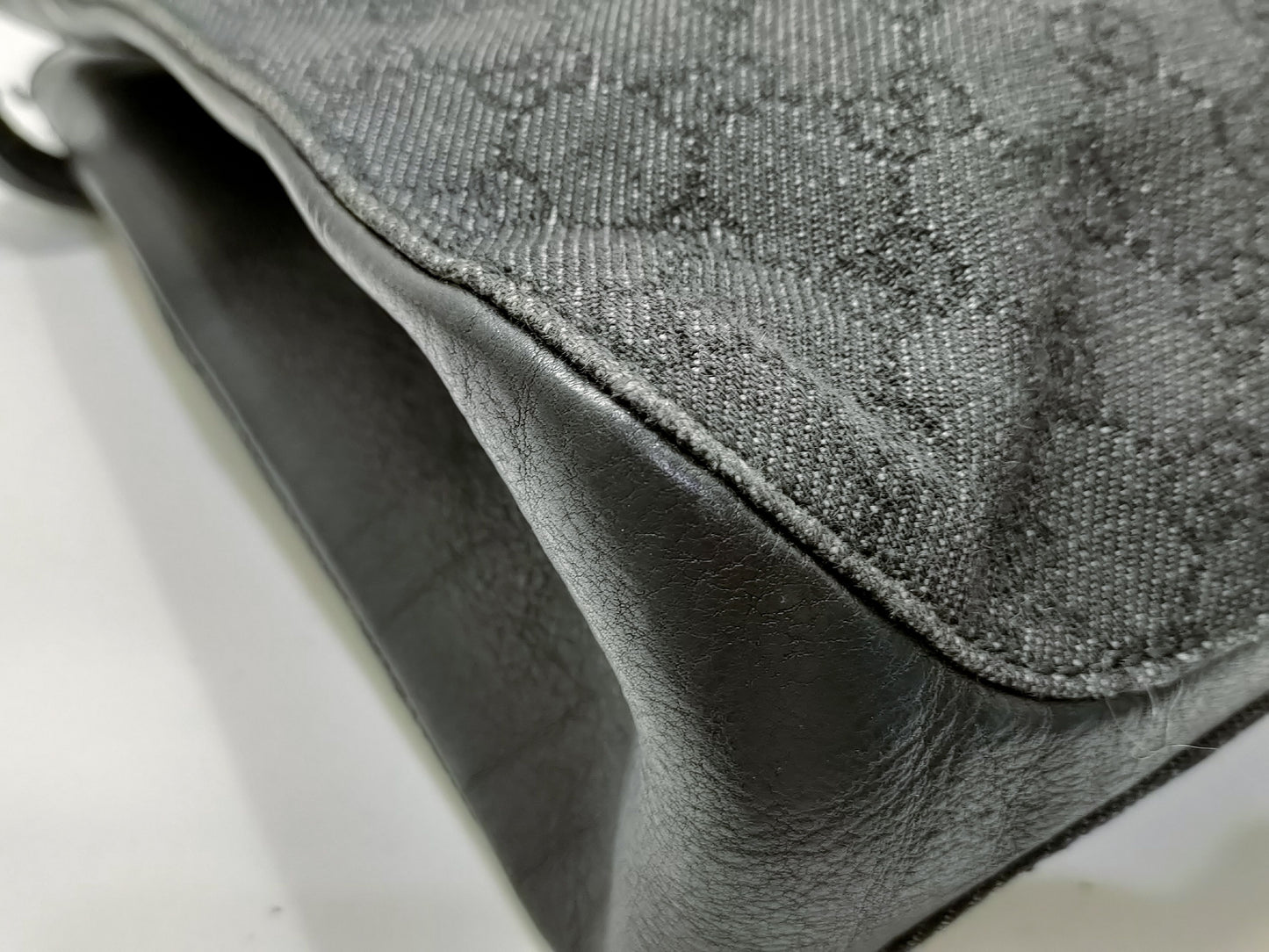 GUCCI GG Canvas GUCCI Gucci Handbag GG Canvas Black Handbag