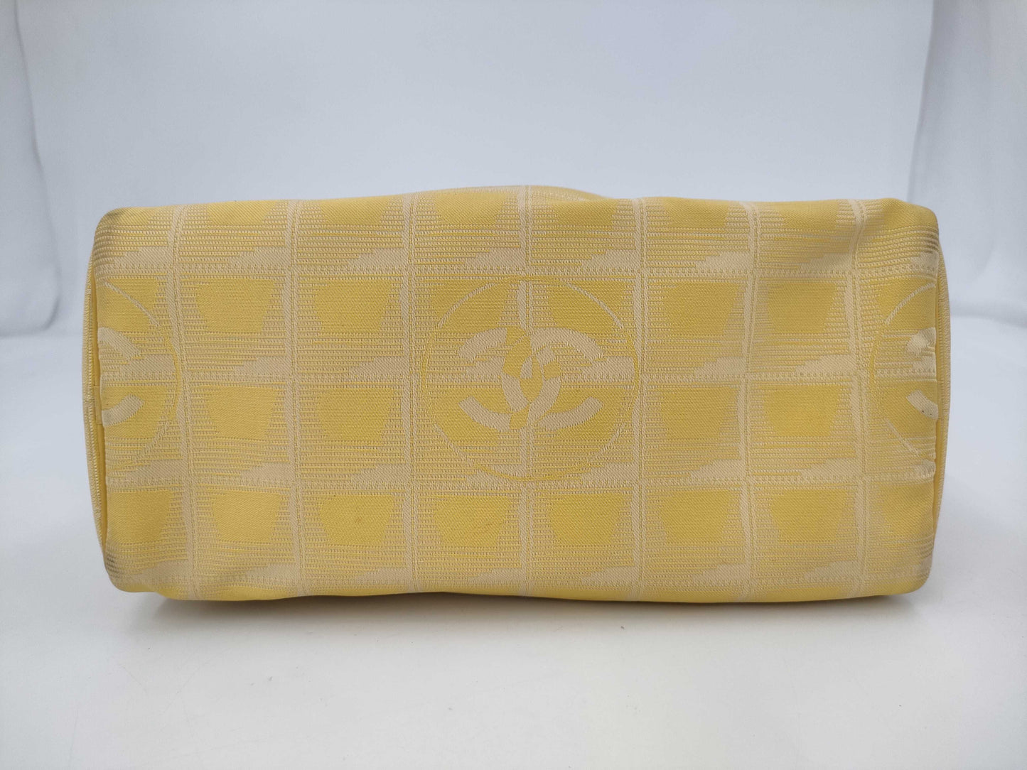 CHANEL New Travel Vanity Bag A15829 Yellow Shoulder Bag