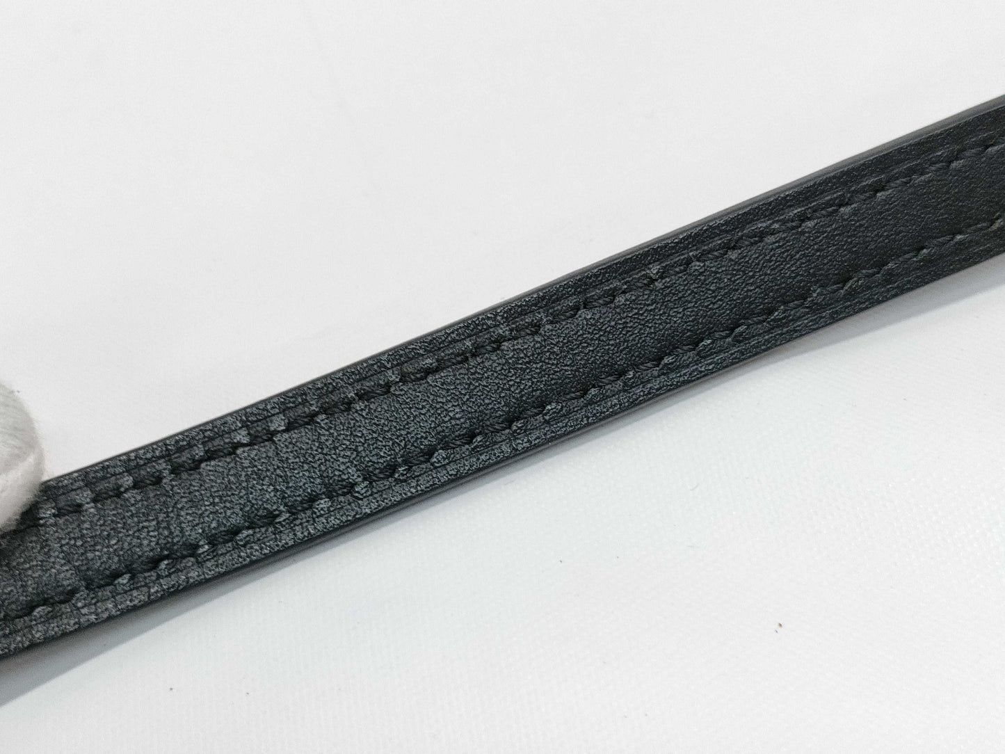 LOUIS VUITTON Chain Shoulder Bag
