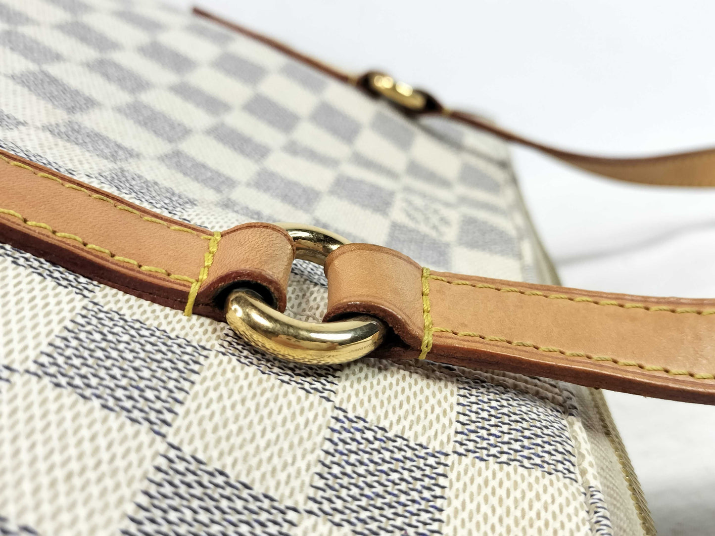 LOUIS VUITTON Damier Azur Gucci Azur Totally Tote Bag