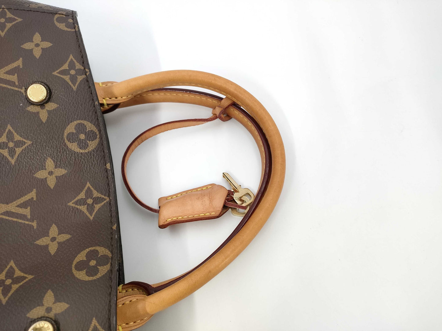 LOUIS VUITTON Louis Vuitton Montaigne Hand Shoulder Bag Handbag