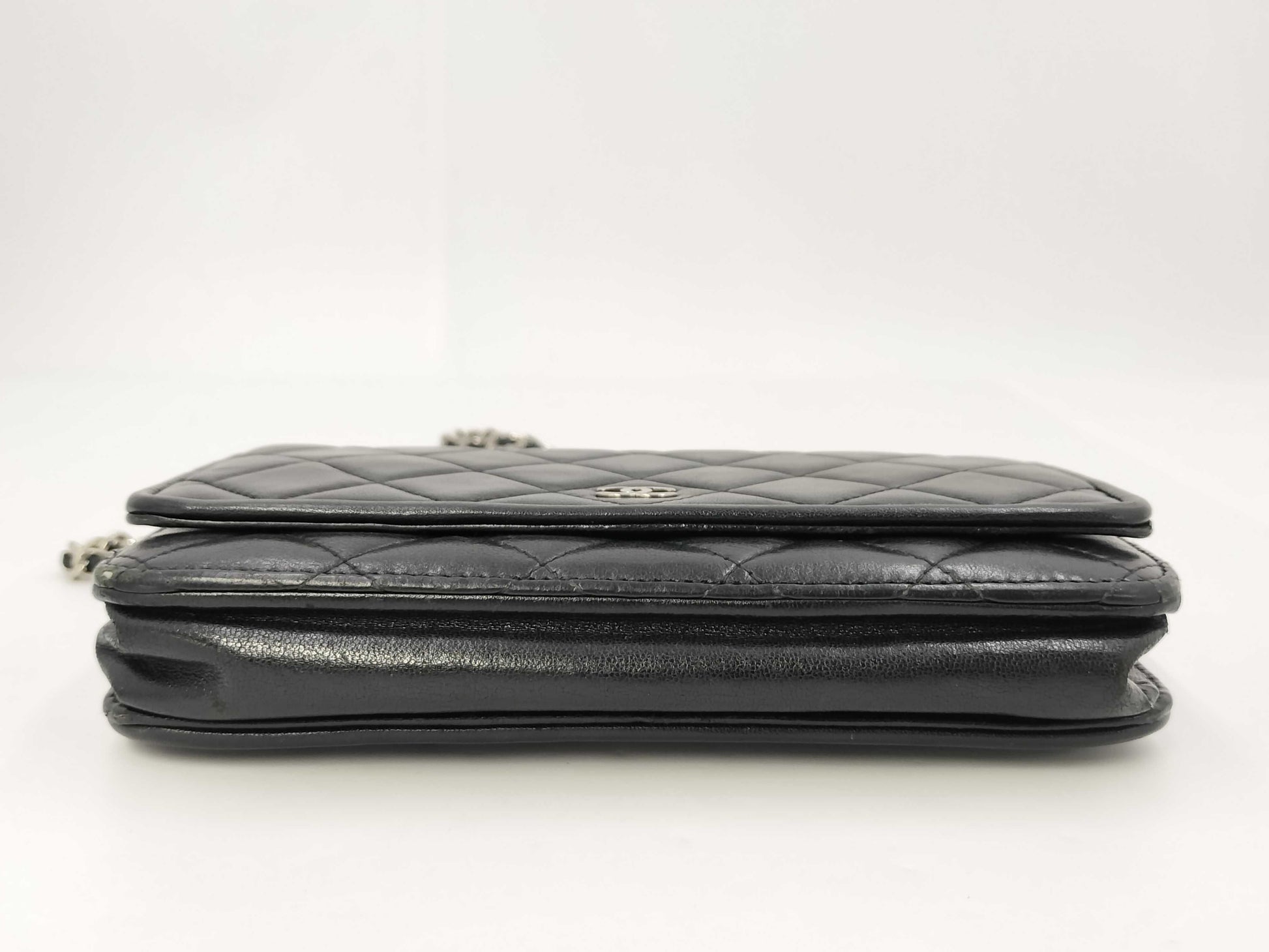CHANEL Matelasse Black 19 Series Shoulder Bag
