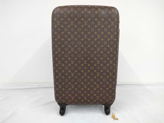 LOUIS VUITTON LOUIS VUITTON Monogram Zephyr 70 M23031 Carry-on Suitcase