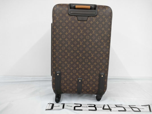 LOUIS VUITTON LOUIS VUITTON Monogram Zephyr 70 M23031 Carry-on Suitcase