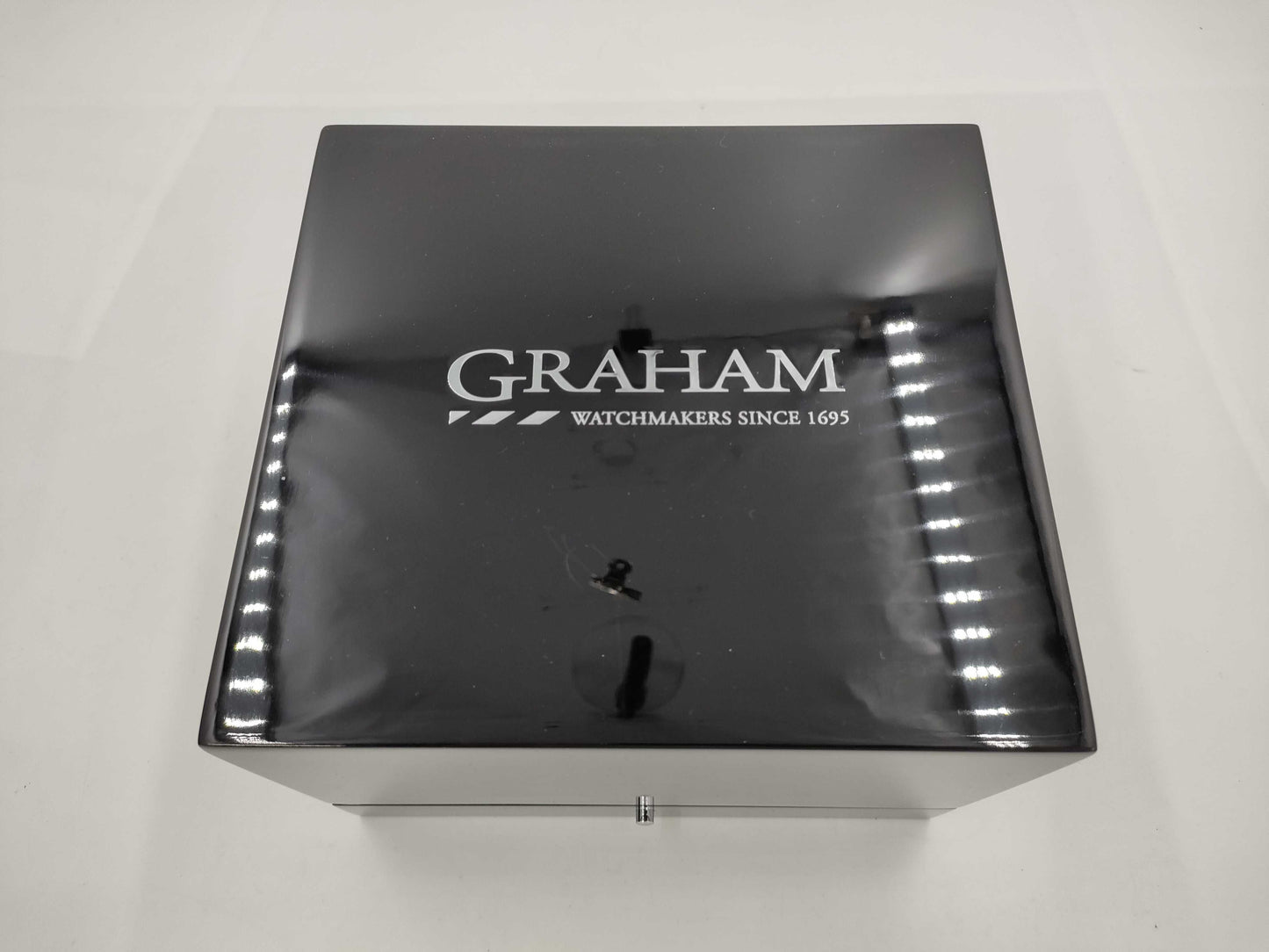 GRAHAM Empty Box Unisex