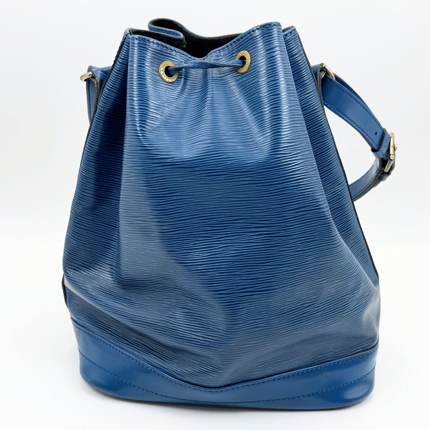 LOUIS VUITTON Epi Petit Noe M44105 Shoulder Bag