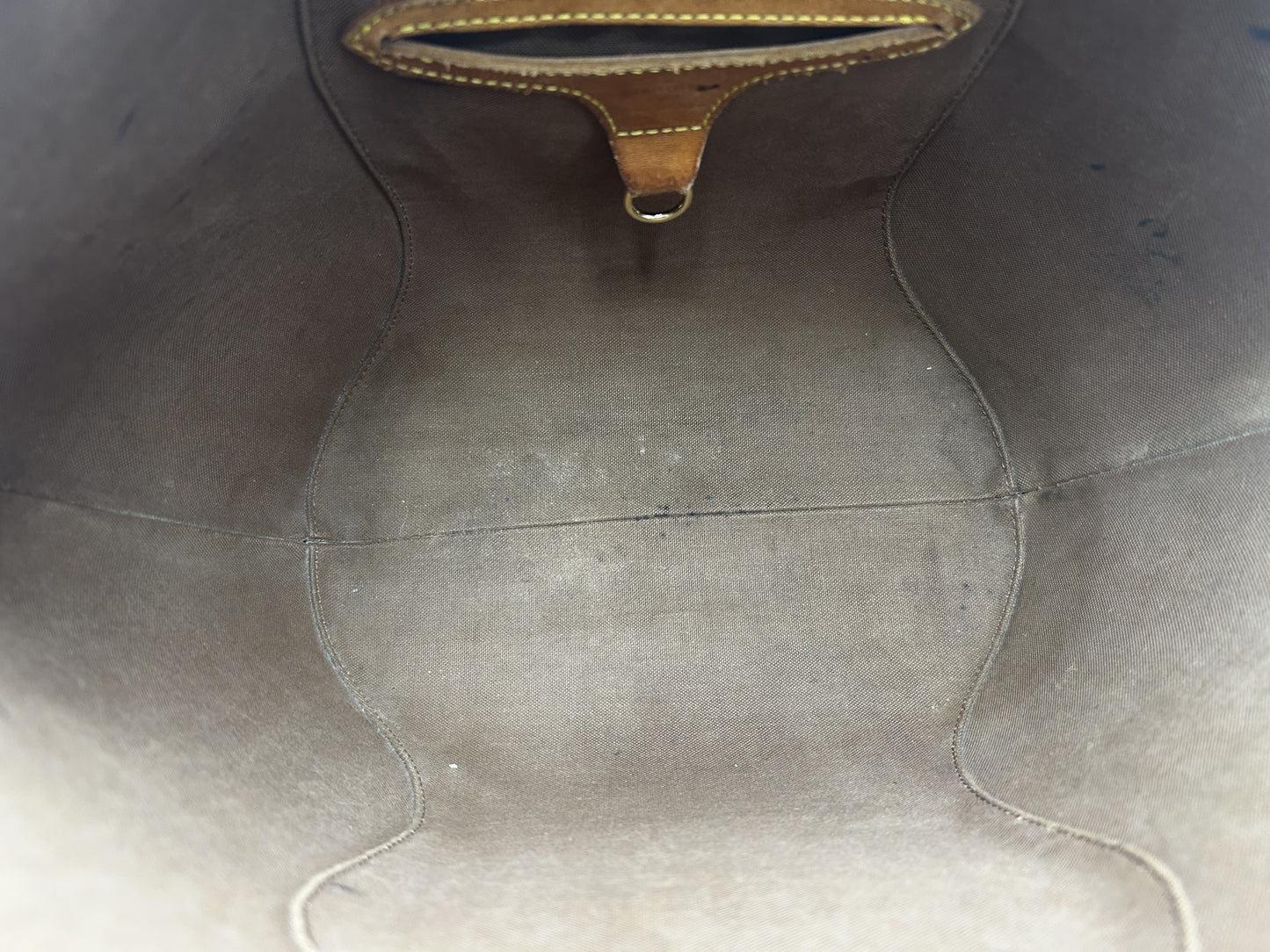 LOUIS VUITTON Ellipse Monogram Bag