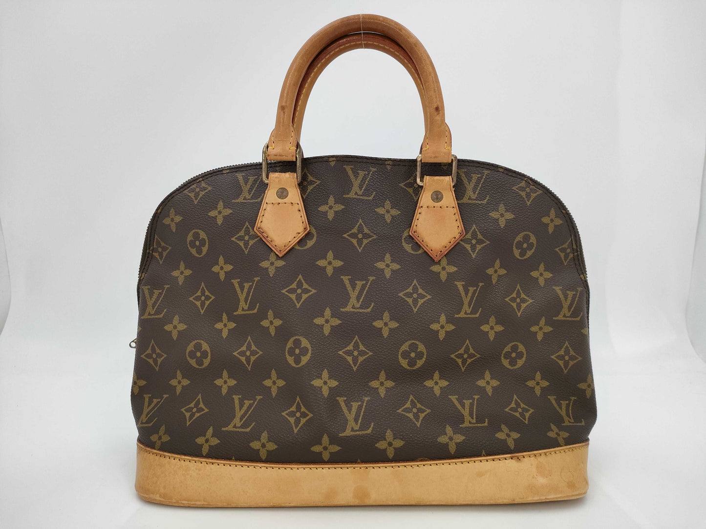 LOUIS VUITTON LOUIS VUITTON Monogram Louis Vuitton Alma Handbag Bag