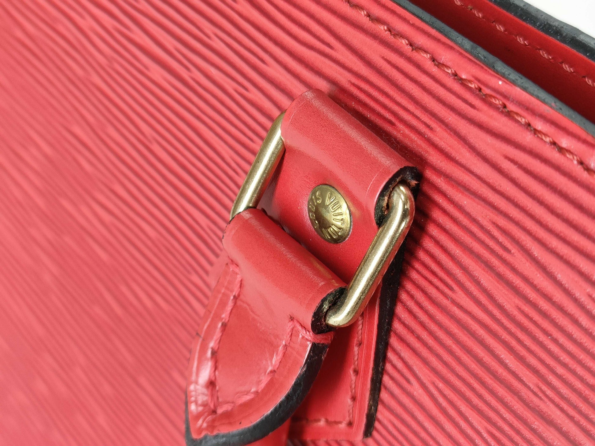 LOUIS VUITTON Epi Vuitton Epi Sack Triangle M52097 MI1905 Handbag