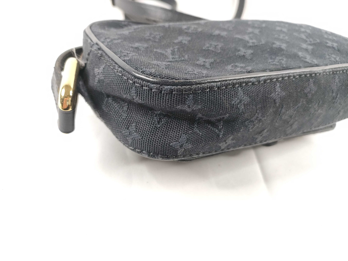 LOUIS VUITTON Monogram Mini Vuitton Monogram Mini Juliet MM M92417 TH0092 Shoulder Bag