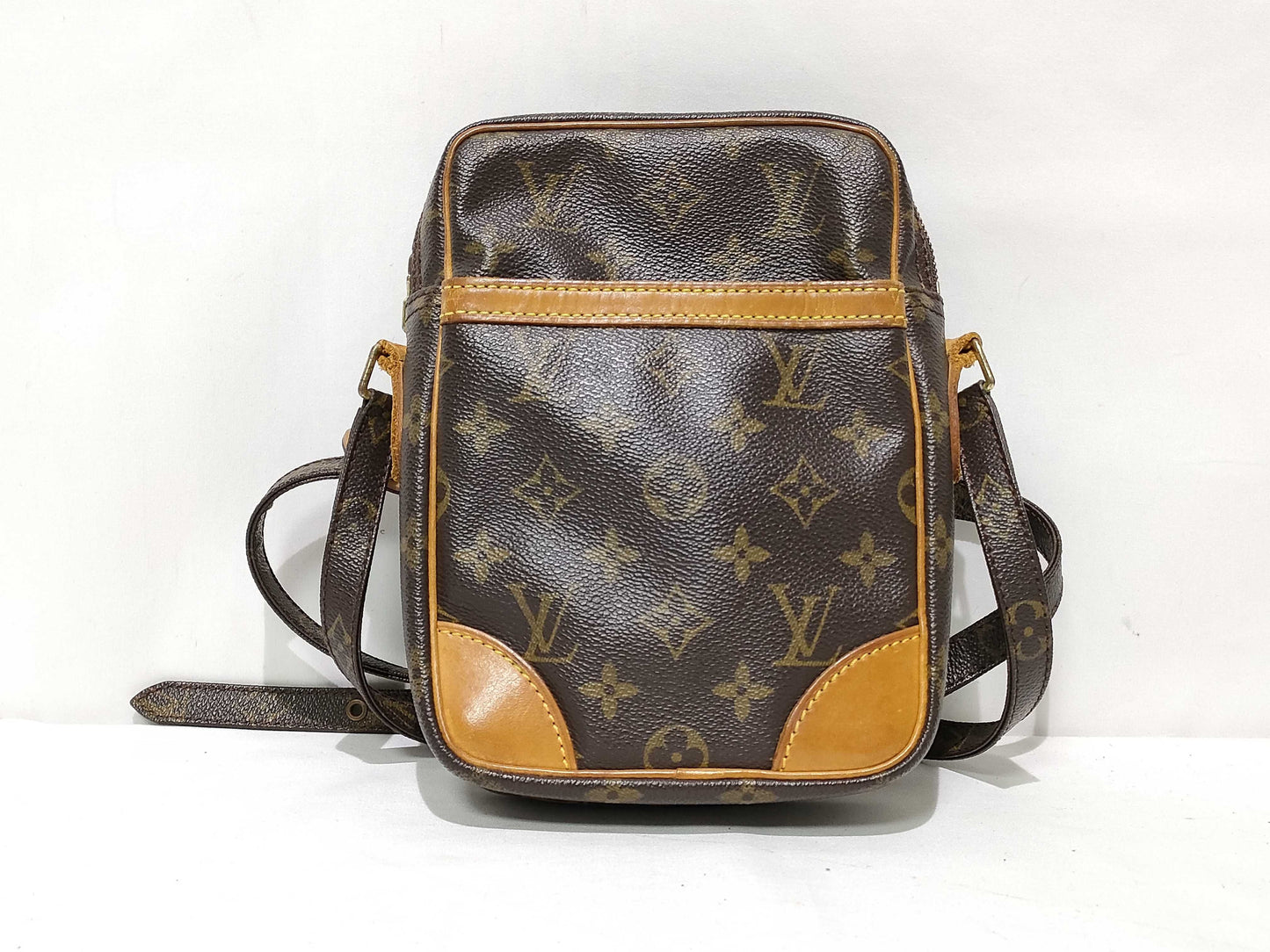 LOUIS VUITTON Monogram Vuitton Monogram Danube M45266 Brown Shoulder Bag