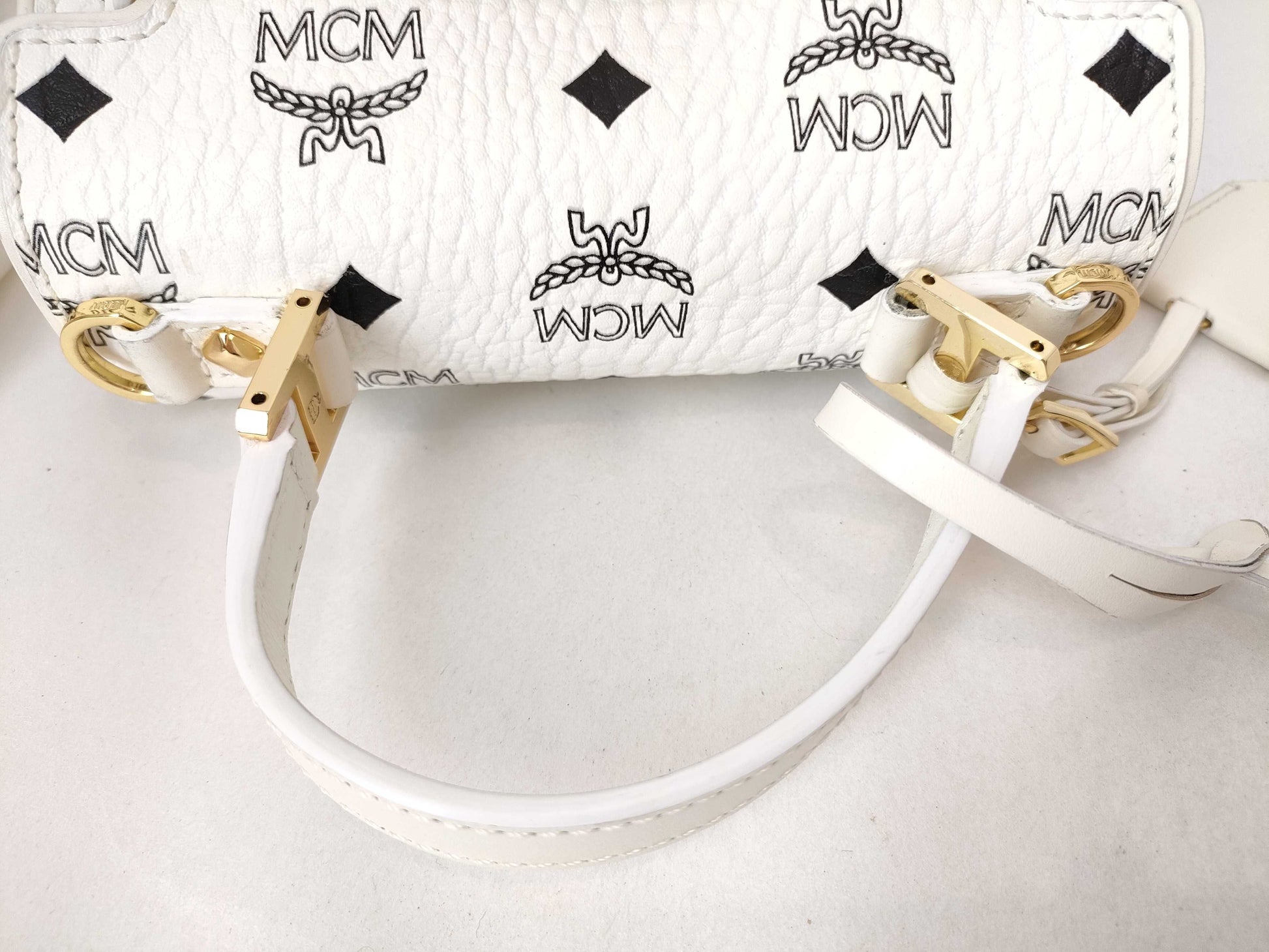 MCM SG-MCM Viscos Heritage Leather 2way Shoulder Bag White Handbag