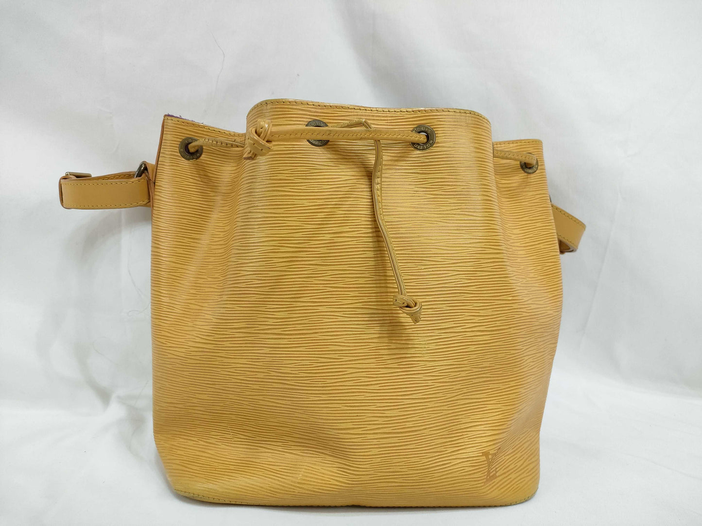 LOUIS VUITTON Epi SG-Louis Vuitton Epi Petit Noe AR2016 Handbag