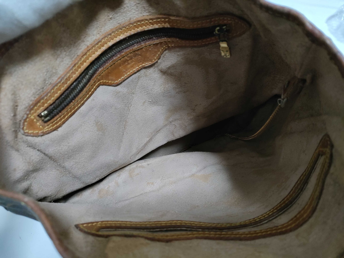 LOUIS VUITTON Monogram Vuitton Monogram Bucket GM M42236 Inscription Inscription Inner Bag