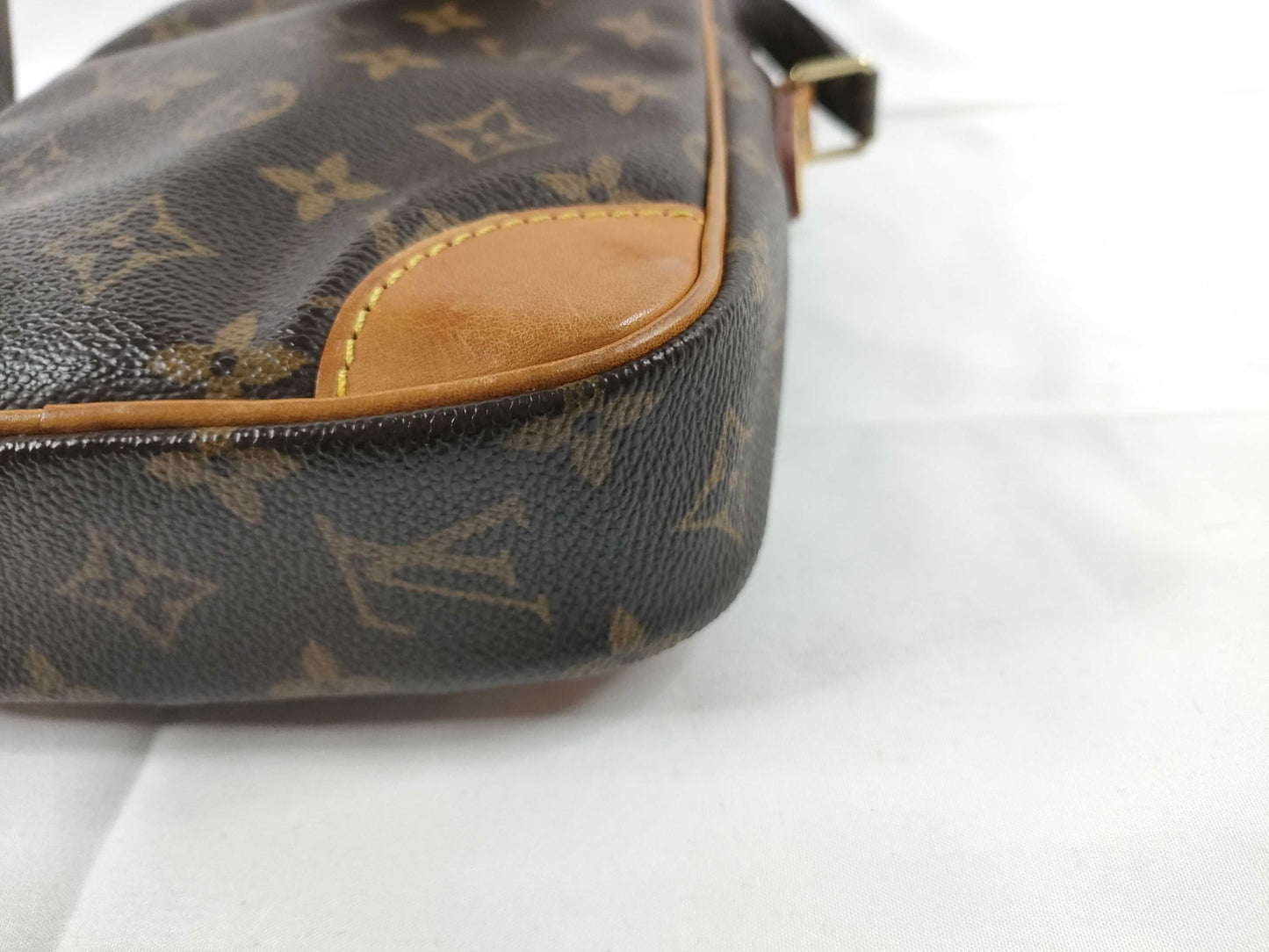 LOUIS VUITTON Monogram Vuitton Monogram Danube M45266 SL0999 Brown Shoulder Bag