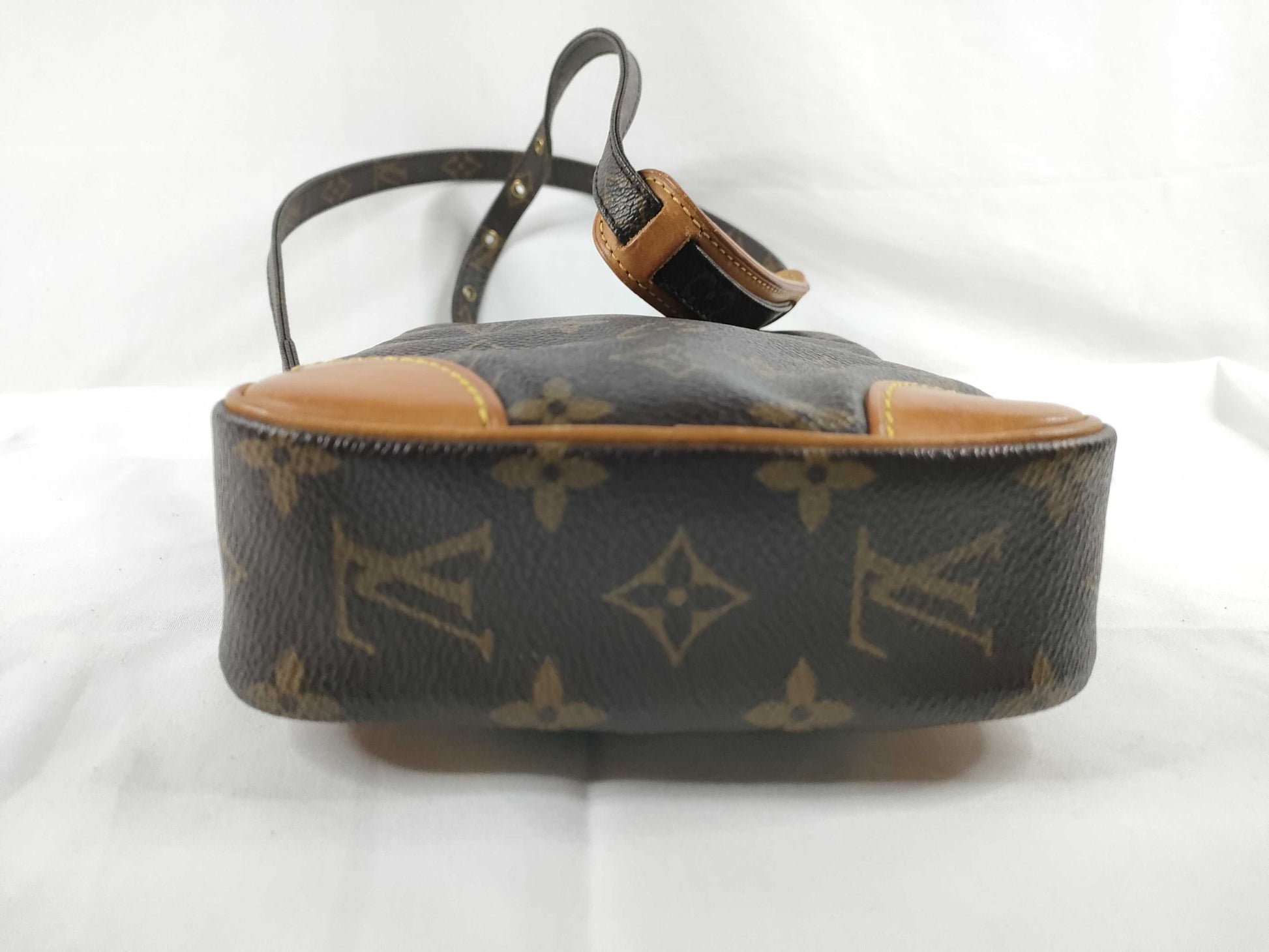 LOUIS VUITTON Monogram Vuitton Monogram Danube M45266 SL0999 Brown Shoulder Bag
