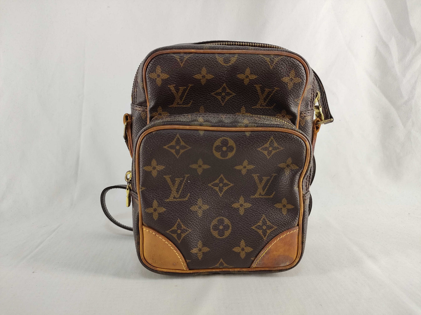 LOUIS VUITTON Monogram Vuitton Monogram Amazon M45236 TH0020 Shoulder Bag