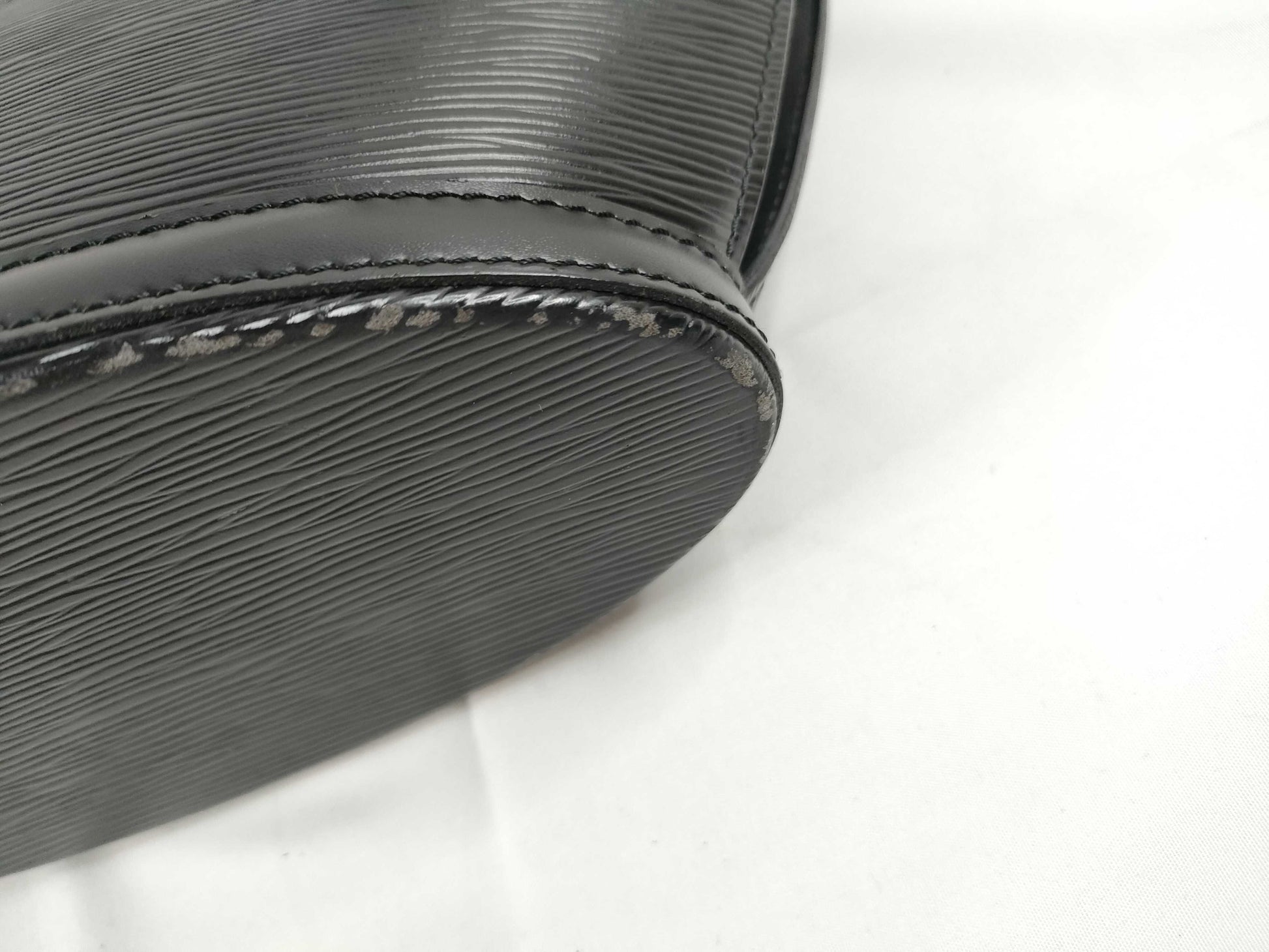 LOUIS VUITTON Epi Vuitton Epi Saint-Jacques M52272 VL0996 Shoulder Bag