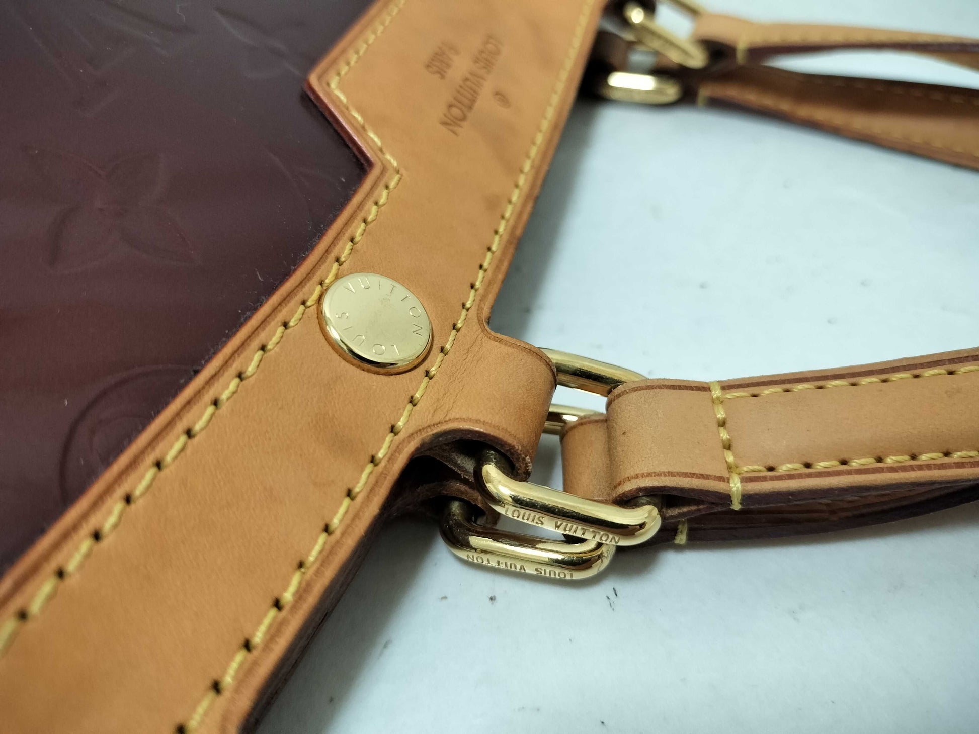 LOUIS VUITTON Verni SG-Louis Vuitton Vernis Blair MM M91690 AA3182 Brown Handbag