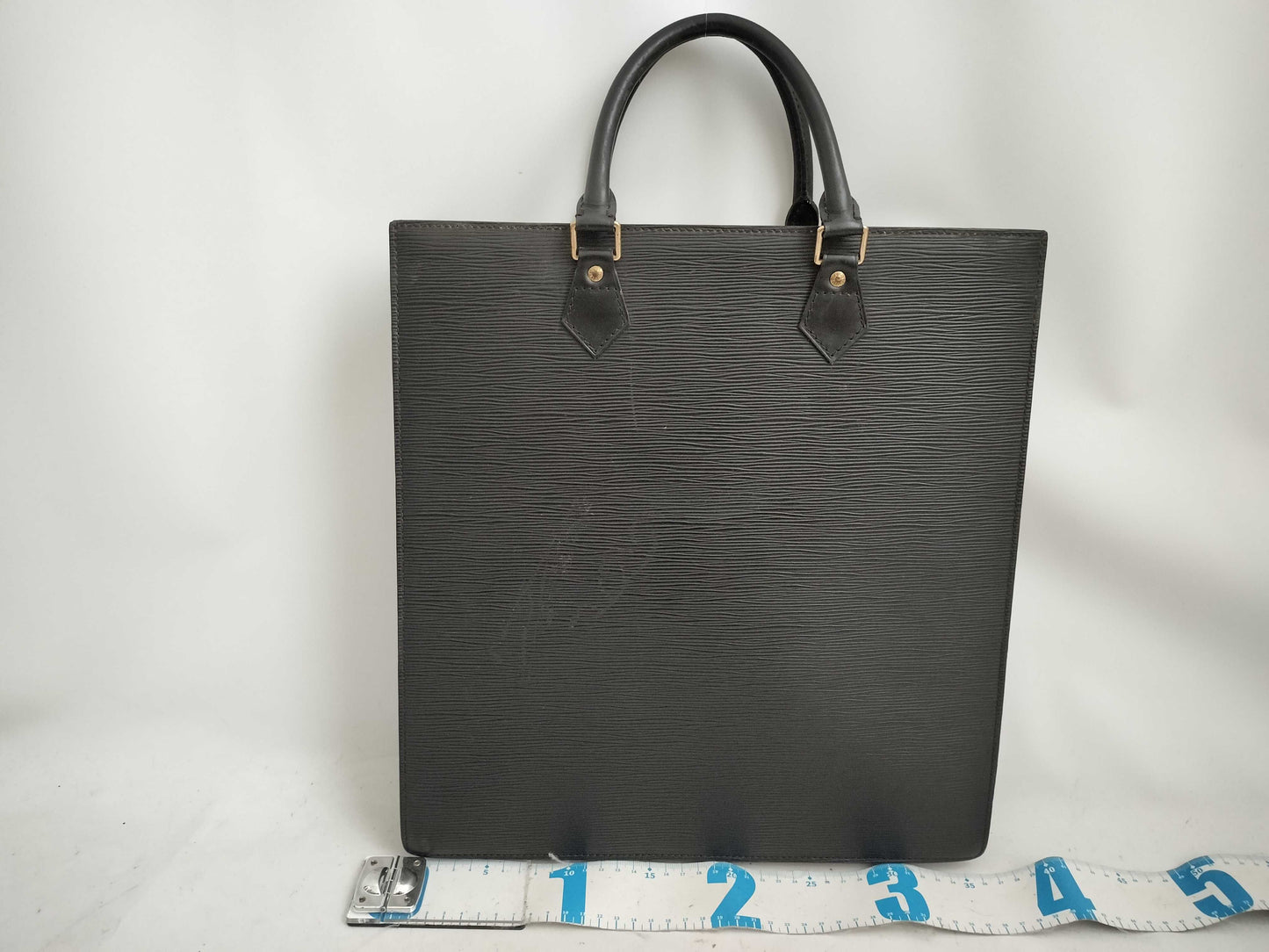 LOUIS VUITTON Epi Vuitton Epi Sack Pla M59082 Medium Solid Corner Medium BC Rank One-Time Purchase Handbag