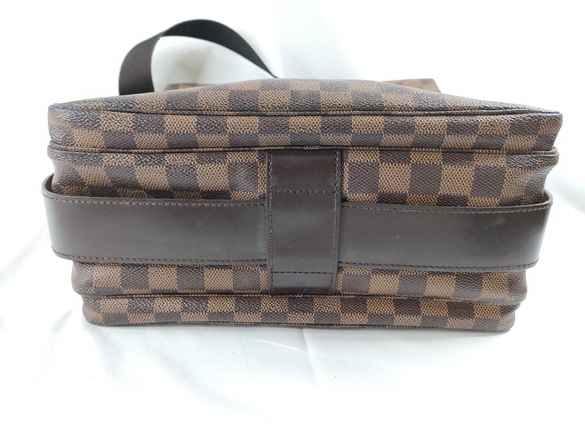 LOUIS VUITTON Damier Vuitton Damier Naviglio N45255 TH1002 Shoulder Bag