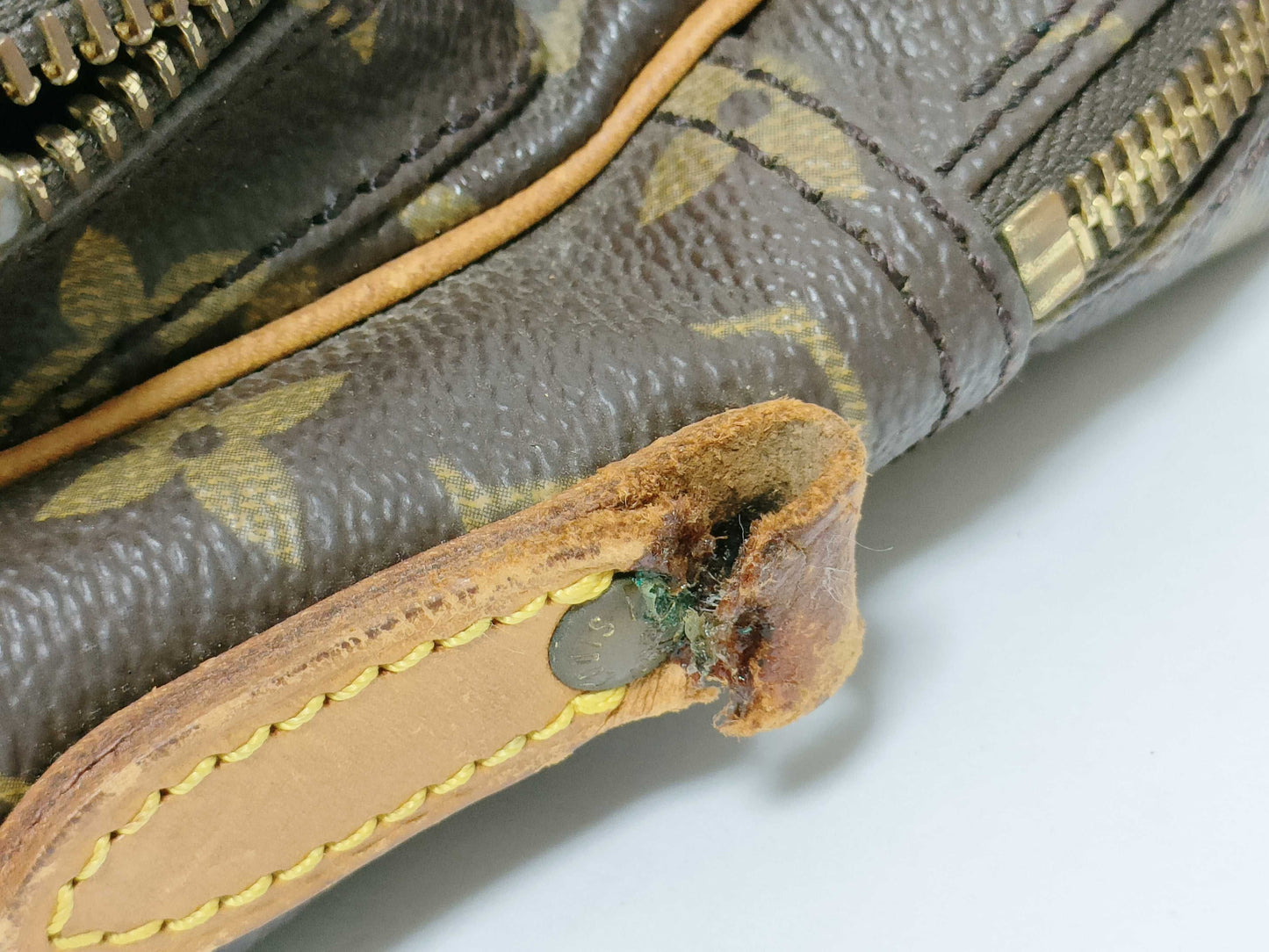 LOUIS VUITTON Monogram Monogram Amazon Shoulder Bag TH8909 Shoulder Bag