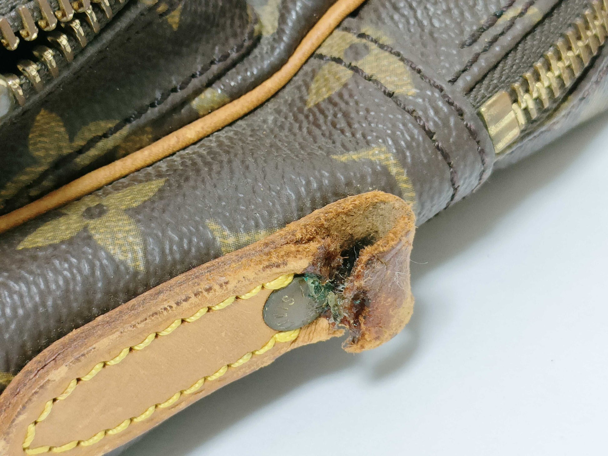 LOUIS VUITTON Monogram Monogram Amazon Shoulder Bag TH8909 Shoulder Bag