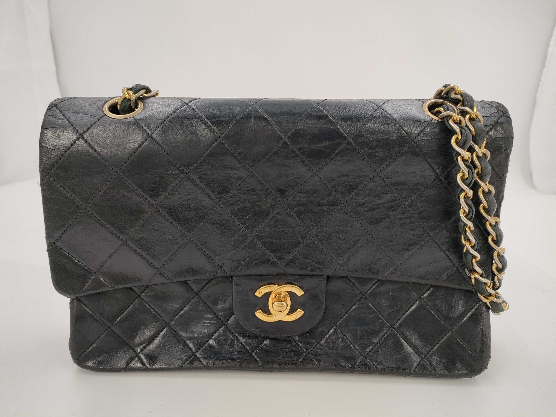 CHANEL Matelasse Lamb W-Flap 25 Chain Shoulder Bag Shoulder Bag