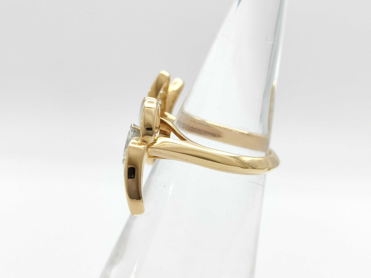 Van Cleef&Arpels Papillon Entreale #51 Mother-of-Pearl Diamond PG Au750 7.7g Ring