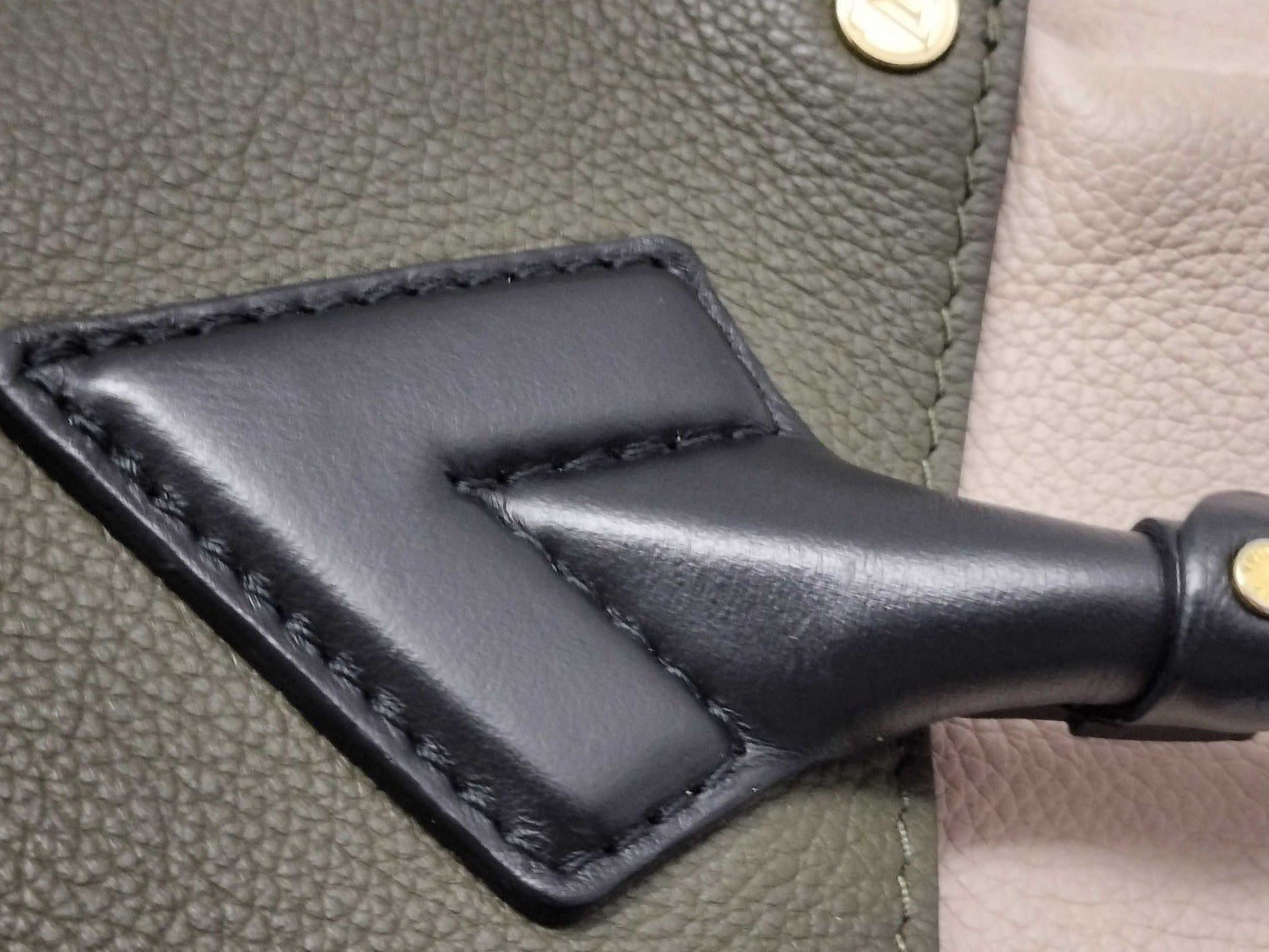 LOUIS VUITTON Louis Vuitton On My Side Shoulder Bag