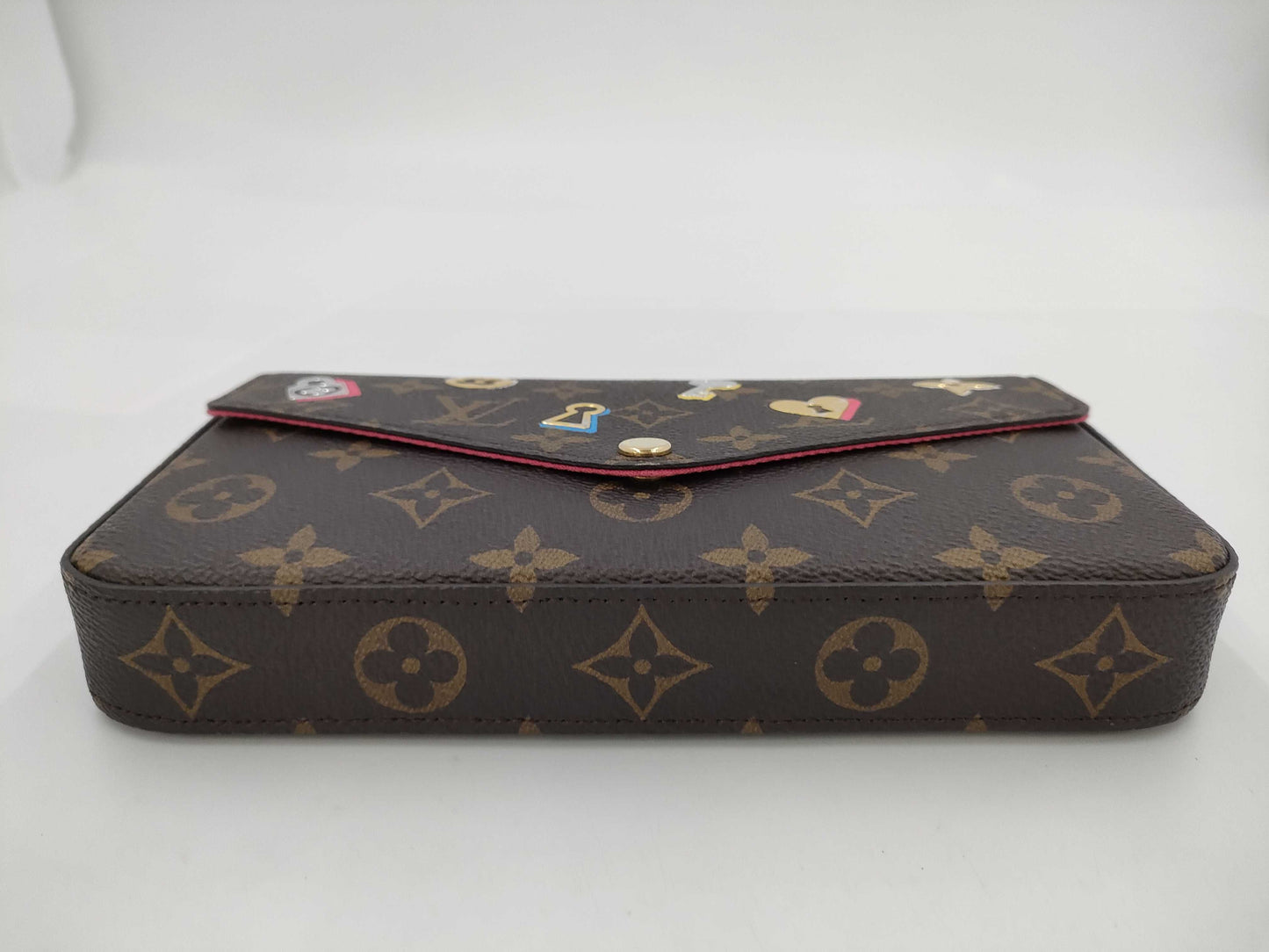 LOUIS VUITTON Chain Shoulder Bag