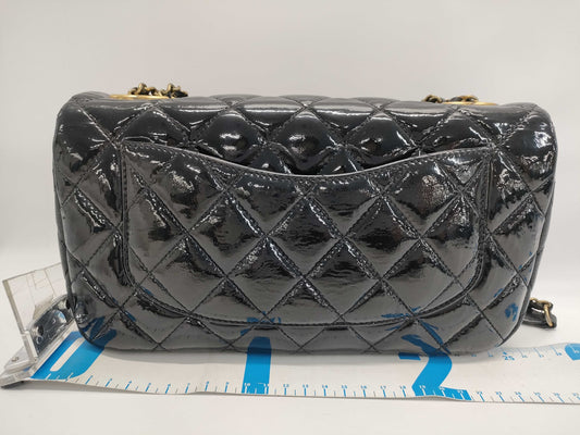 CHANEL CHANEL Matelasse Shoulder Bag