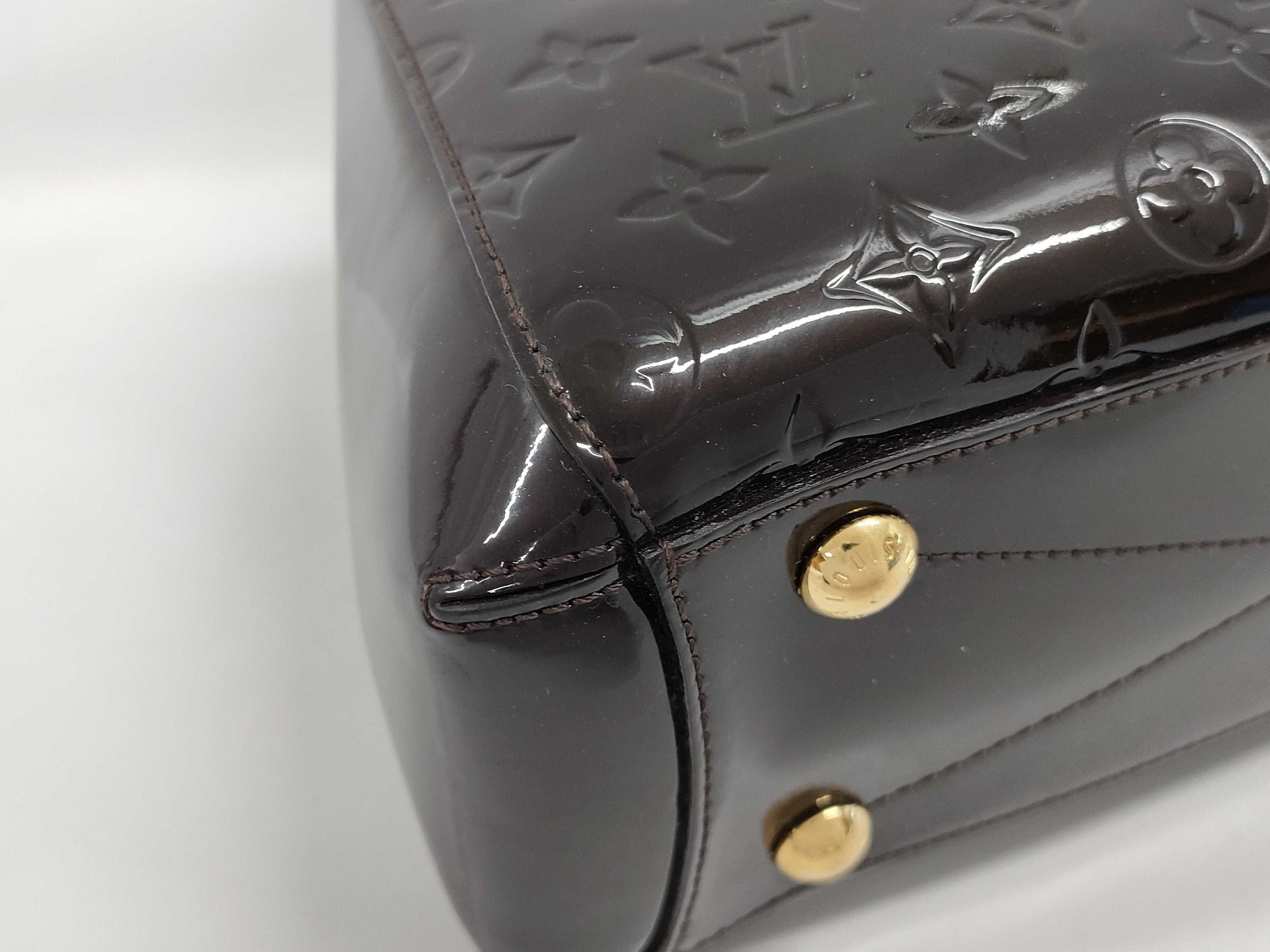 LOUIS VUITTON Monogram Vernis Montaigne MM Bag