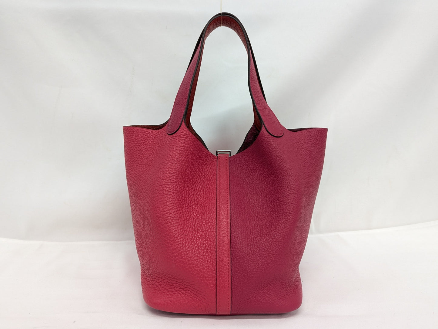 HERMES Picotan Lock MM Tryon Clemence Y-Engraved Handbag