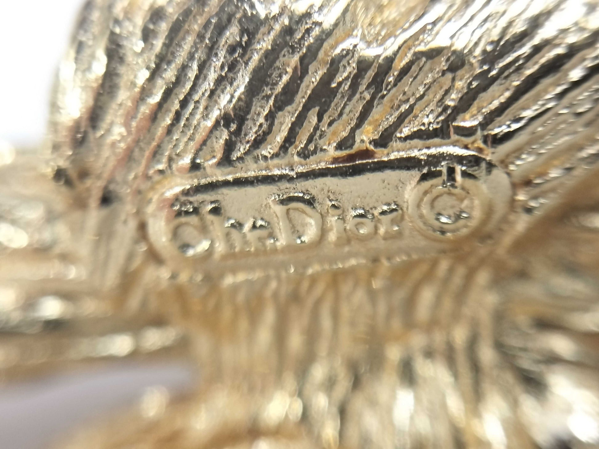 Dior Christian Dior Brooch Gold Ribbon Motif Christian Dior Brooch