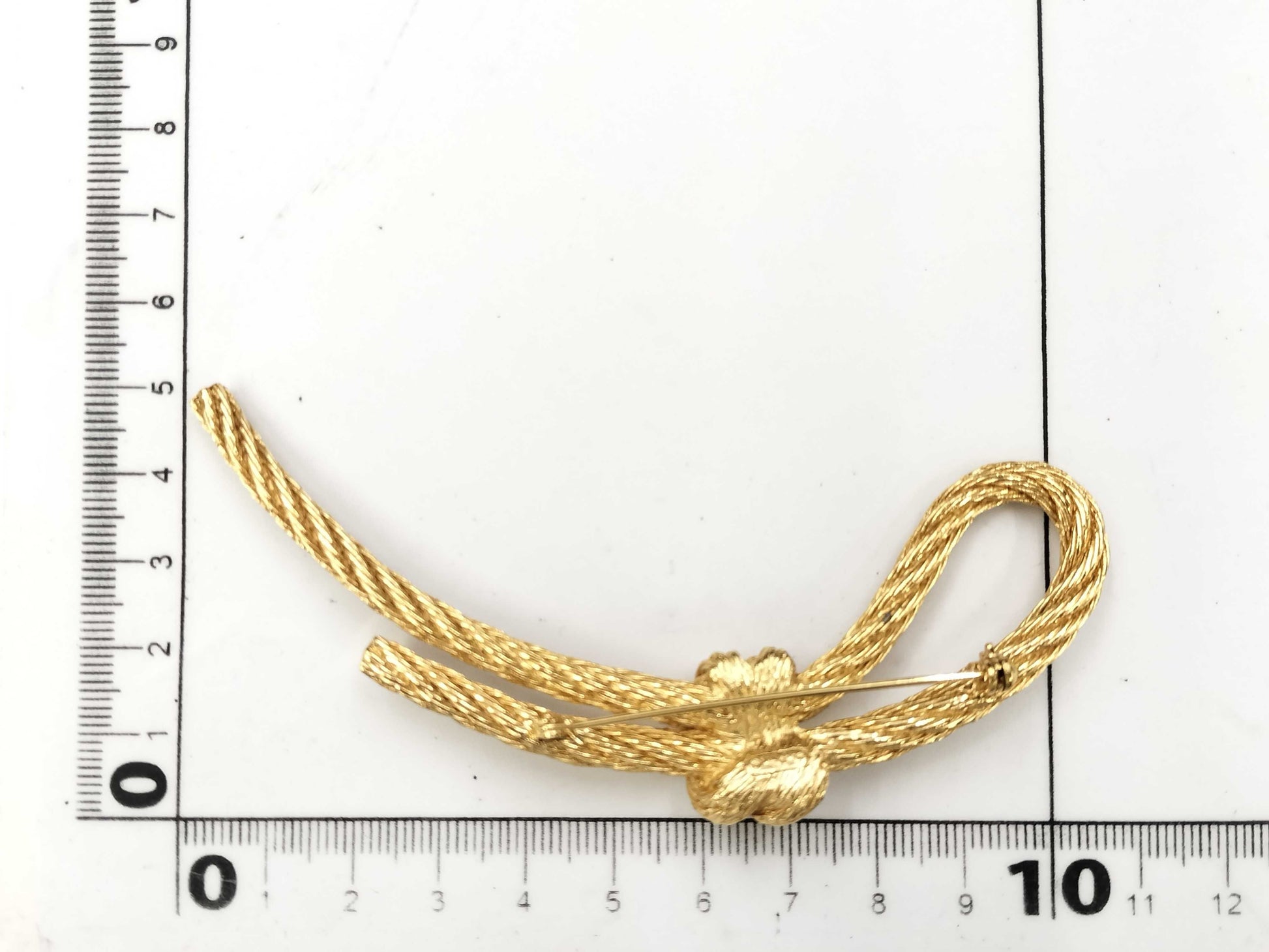 Dior Christian Dior Brooch Gold Ribbon Motif Christian Dior Brooch