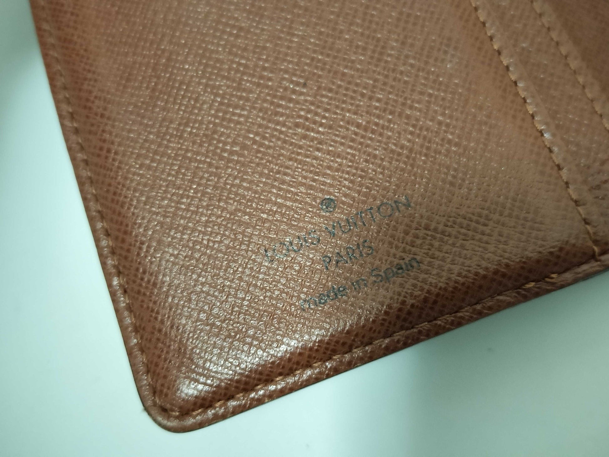 LOUIS VUITTON Monogram Louis Vuitton Serial Number Included Monogram 3-Piece Wallet Set LOUIS VUITTON Wallet