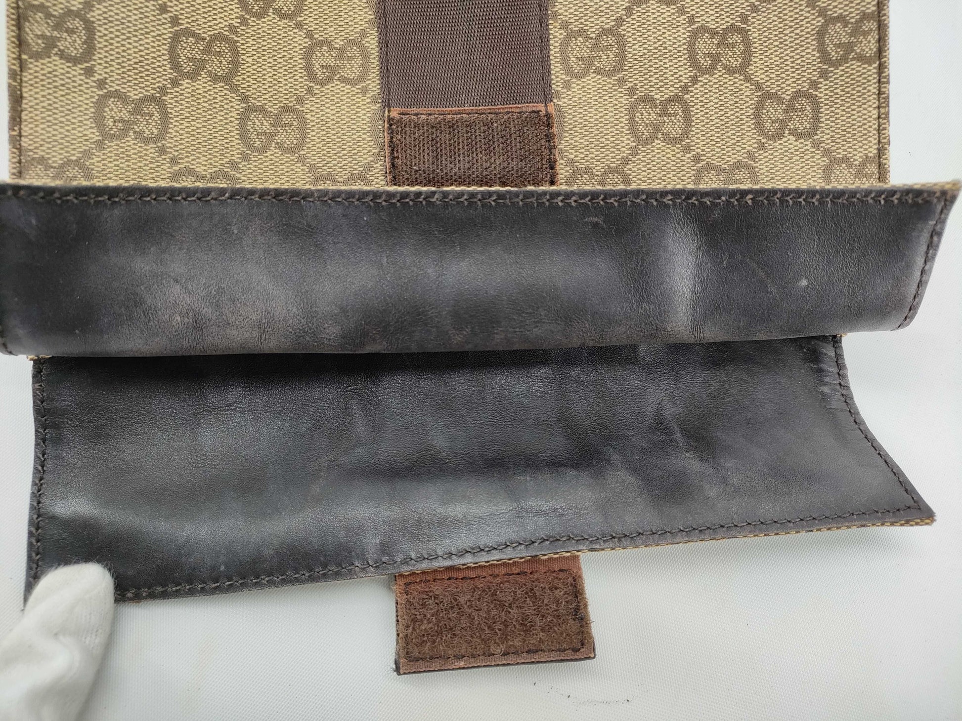 GUCCI GG Canvas Gucci GG Canvas Pouch Pouch